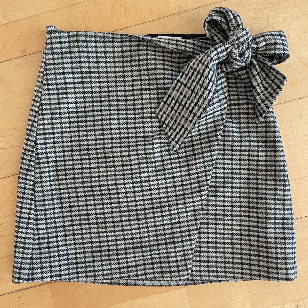 Aritzia Wilfred Plaid Mini Skirt
